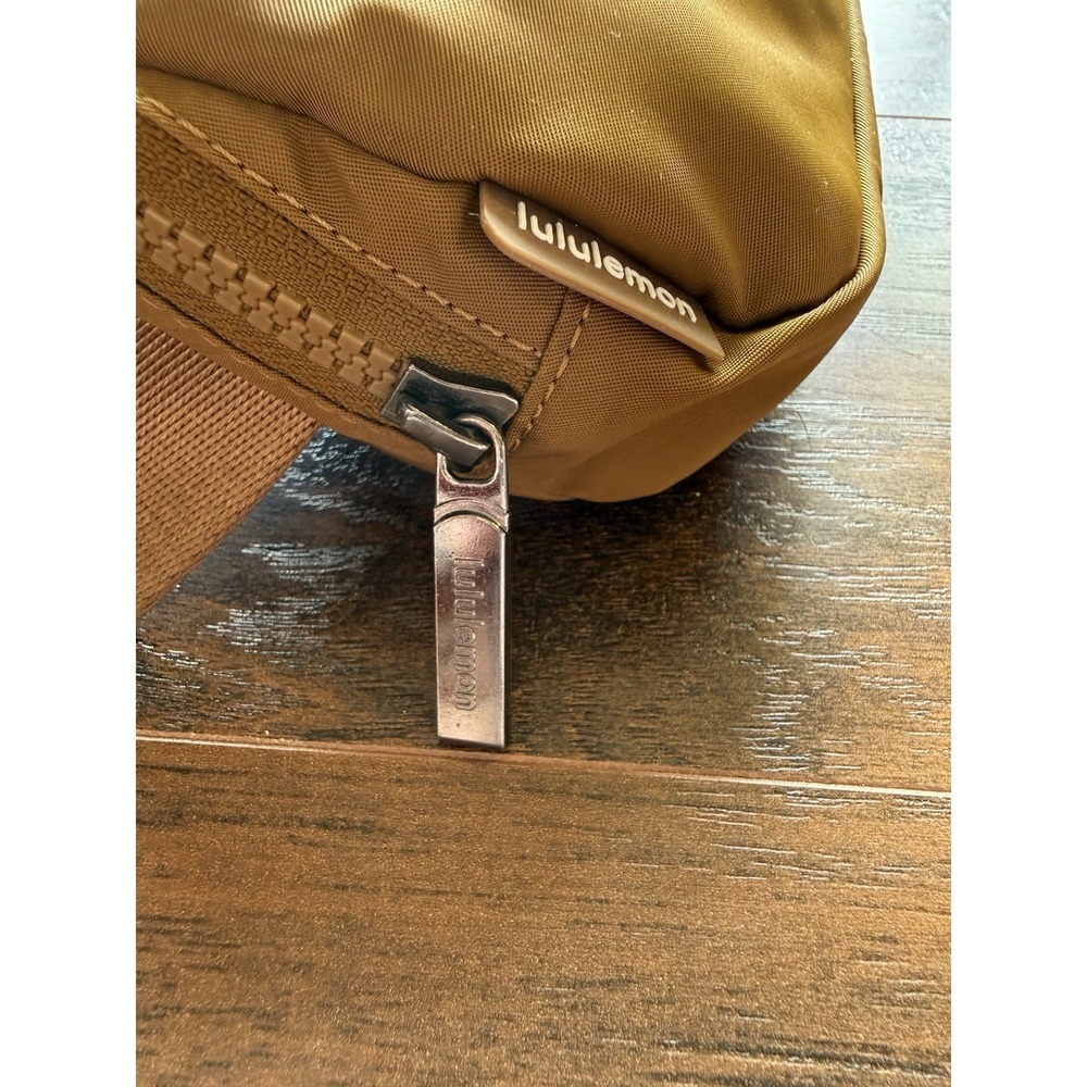 Lululemon Everywhere Belt Bag Burnt Caramel Nylon Crossbody Fanny Pack 1L Brown - Picture 6 of 9